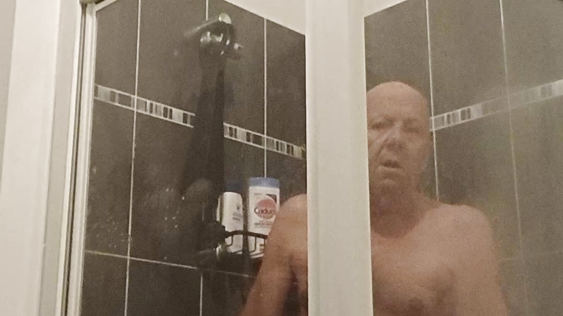 Première - TOPHE0主播的视频