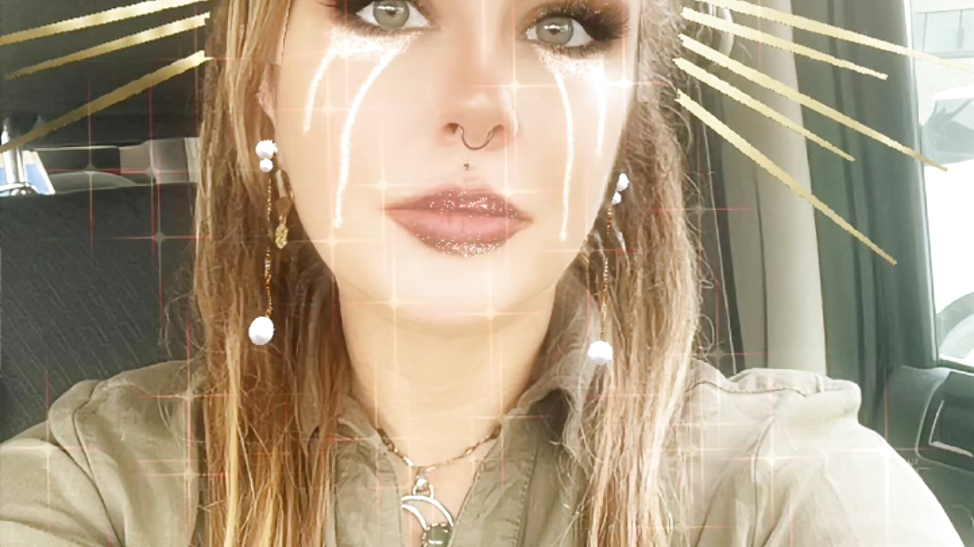 💋 - video by adirajade cam model