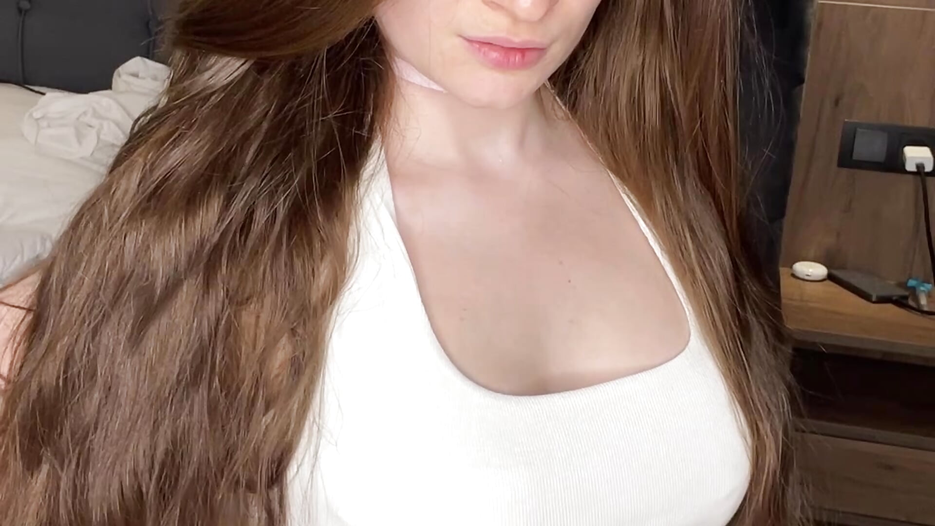 How old are you? — filmik EmyinPoland, modela(-lki) na kamerkach