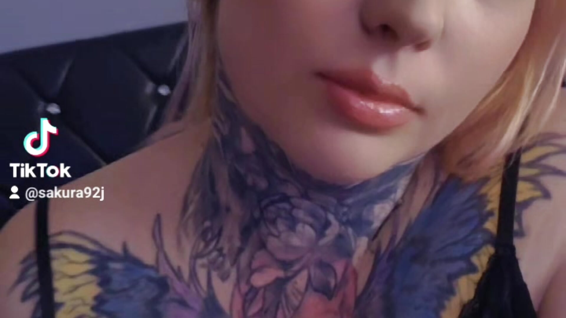 Imádom a tetovàlàsaim - Sakura_92 캠 모델의 동영상