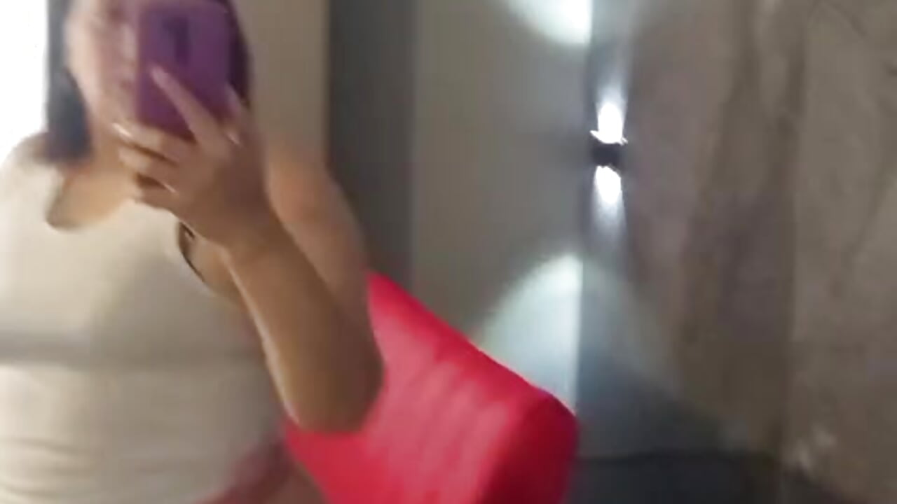 Hello Guys ♥ - video by mia_coral1 cam model