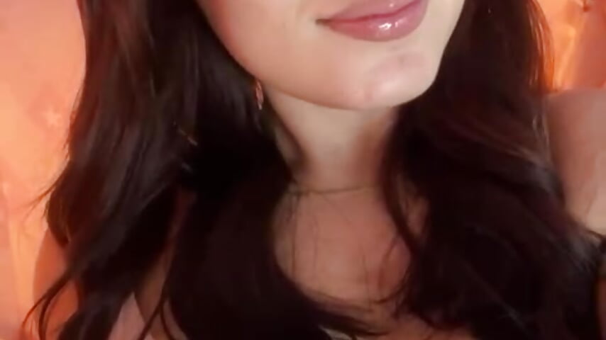 Pretty 🤭 - video av Valeryy_Cute cam-modell