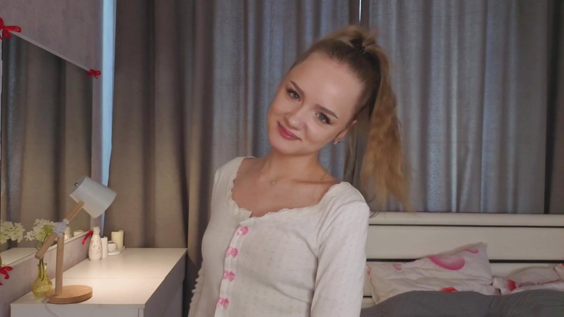 my first time - vidéo du modèle de showcams IvaHosick