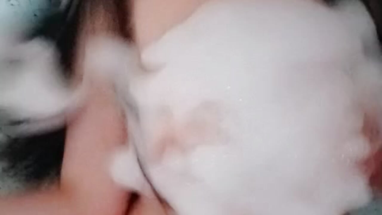 shower pleasure :) - video by regina6125 cam model