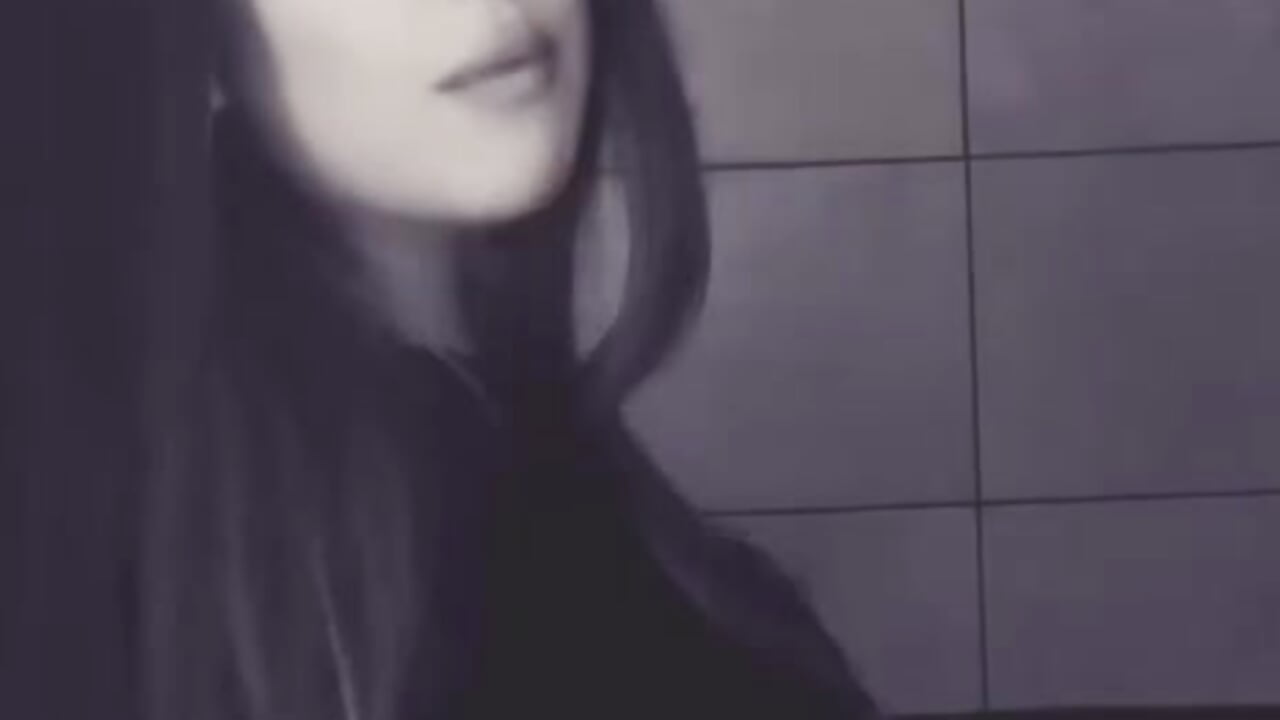 boy u know? - video by Alice_Flow cam model