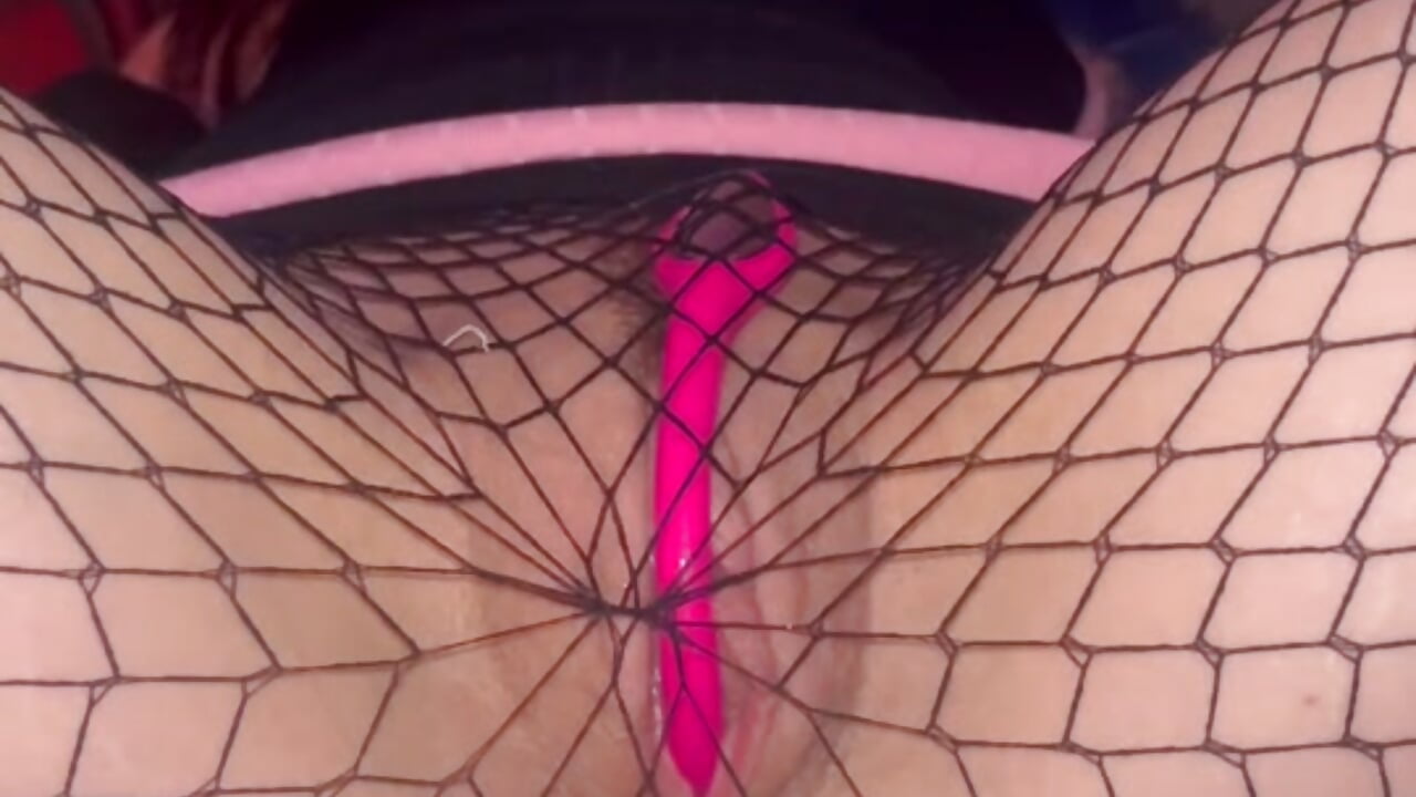 Stand and deliver — filmik notyourneurotypical, modela(-lki) na kamerkach