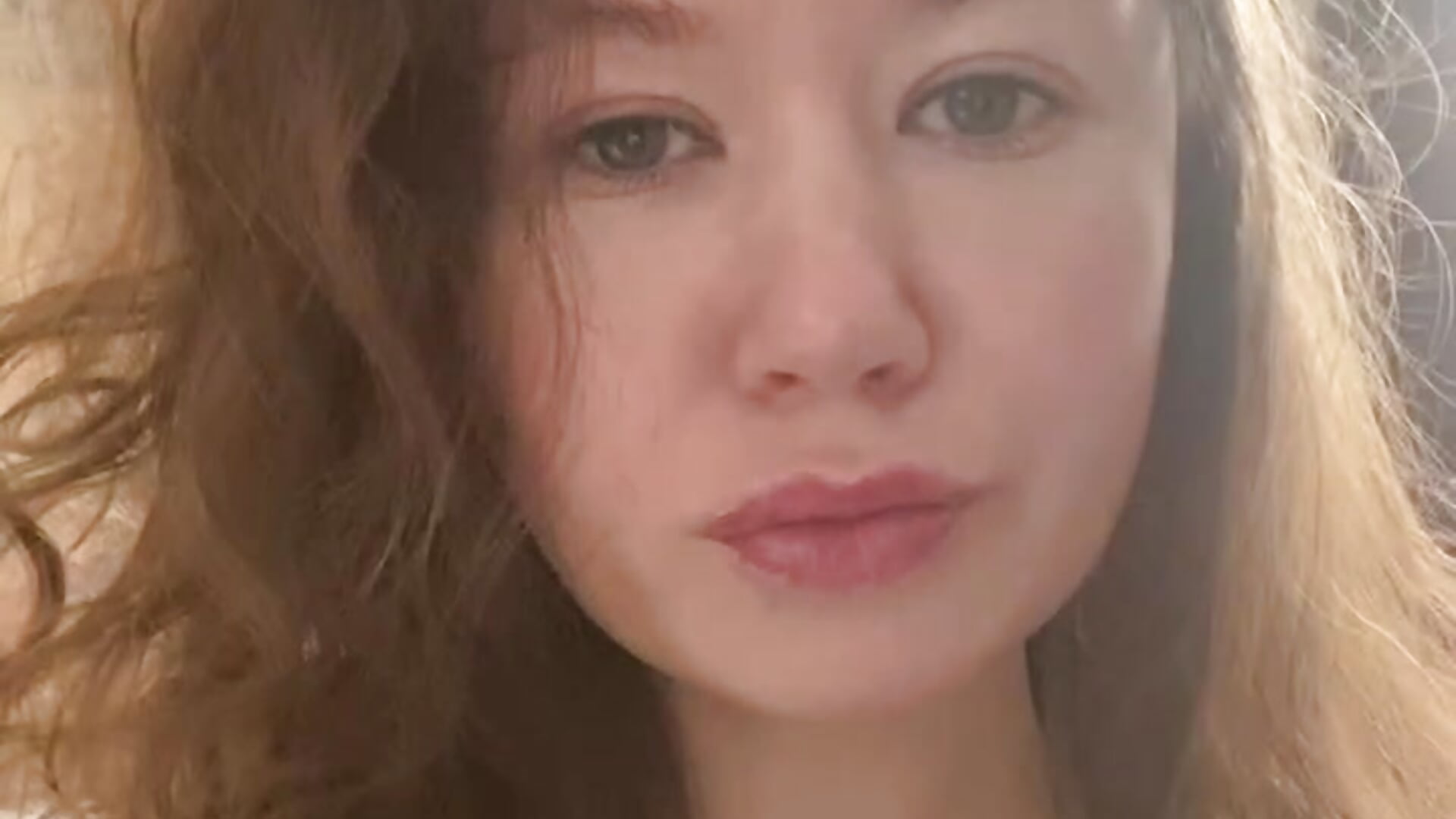 xoxo - فيديو من AlwaysKali موديل الكام