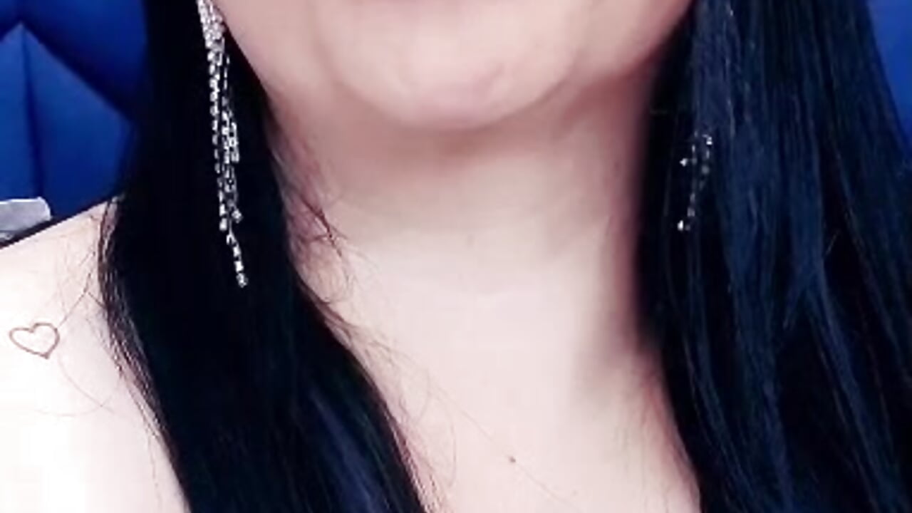 I'm ready to play🔥 – видео вебкам-модели Nahomi_rosse