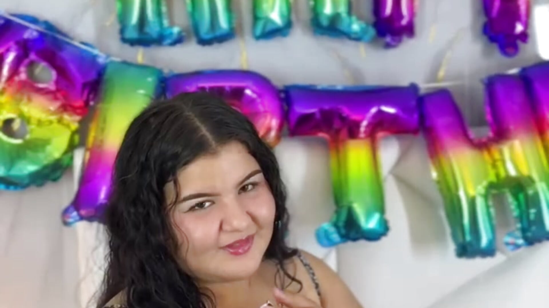 My Birthday🌸✨ - video by annigarcya cam model