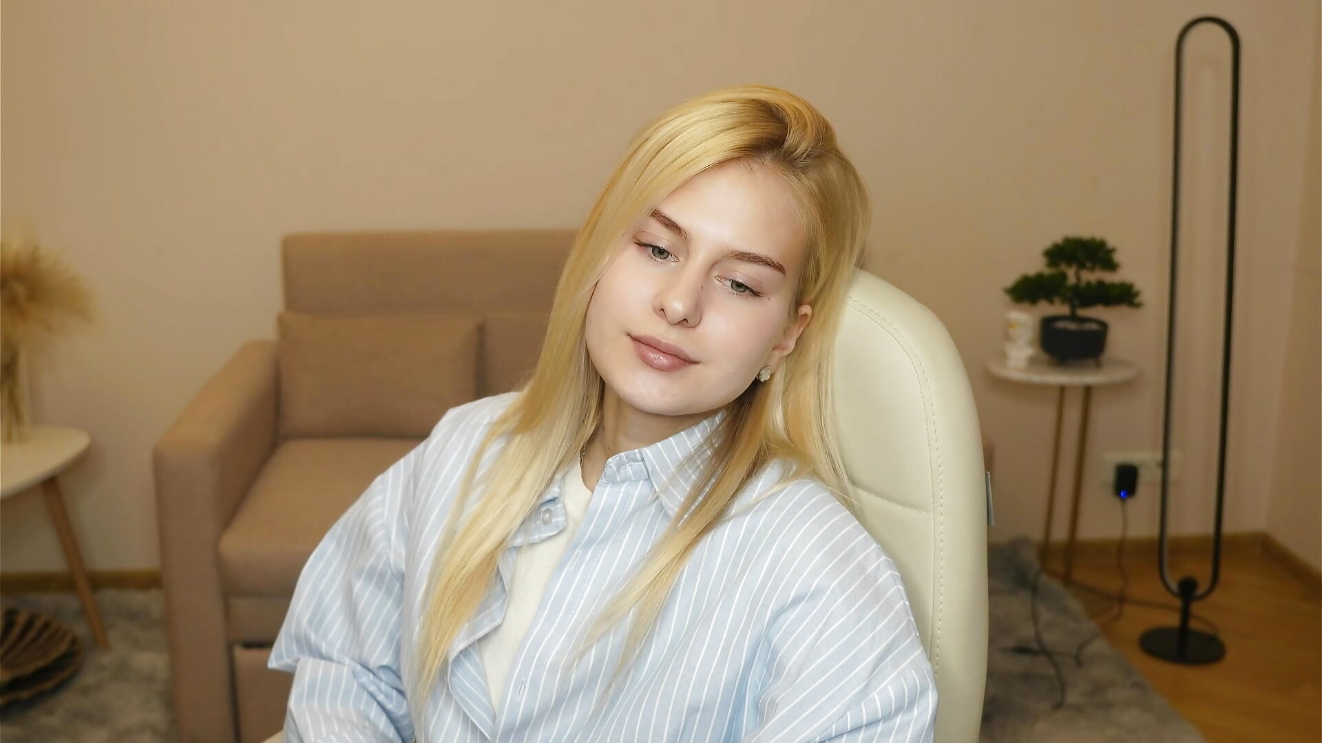 me ❤️ - video by RudyElfenbein cam model