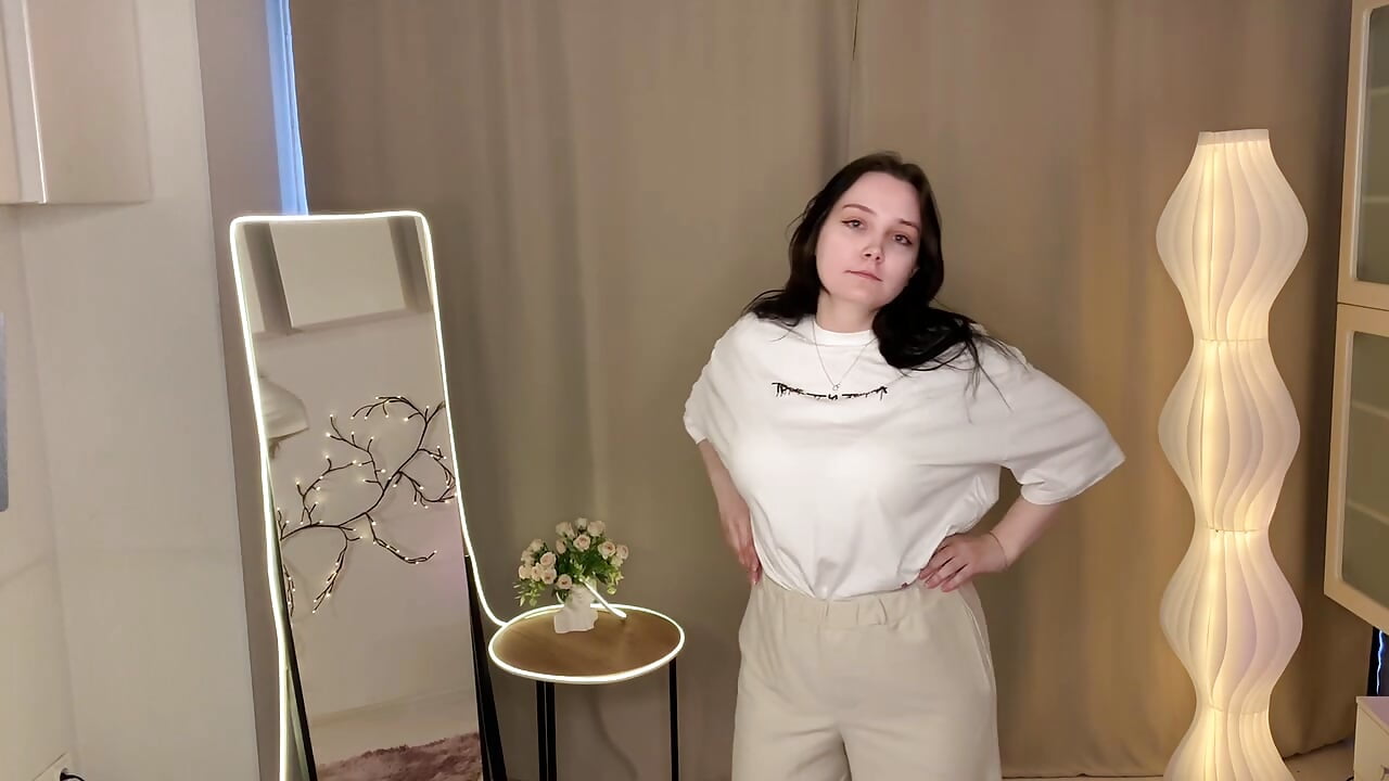 I was very shy, sorry! 😢 - video by KaraNeagle cam model