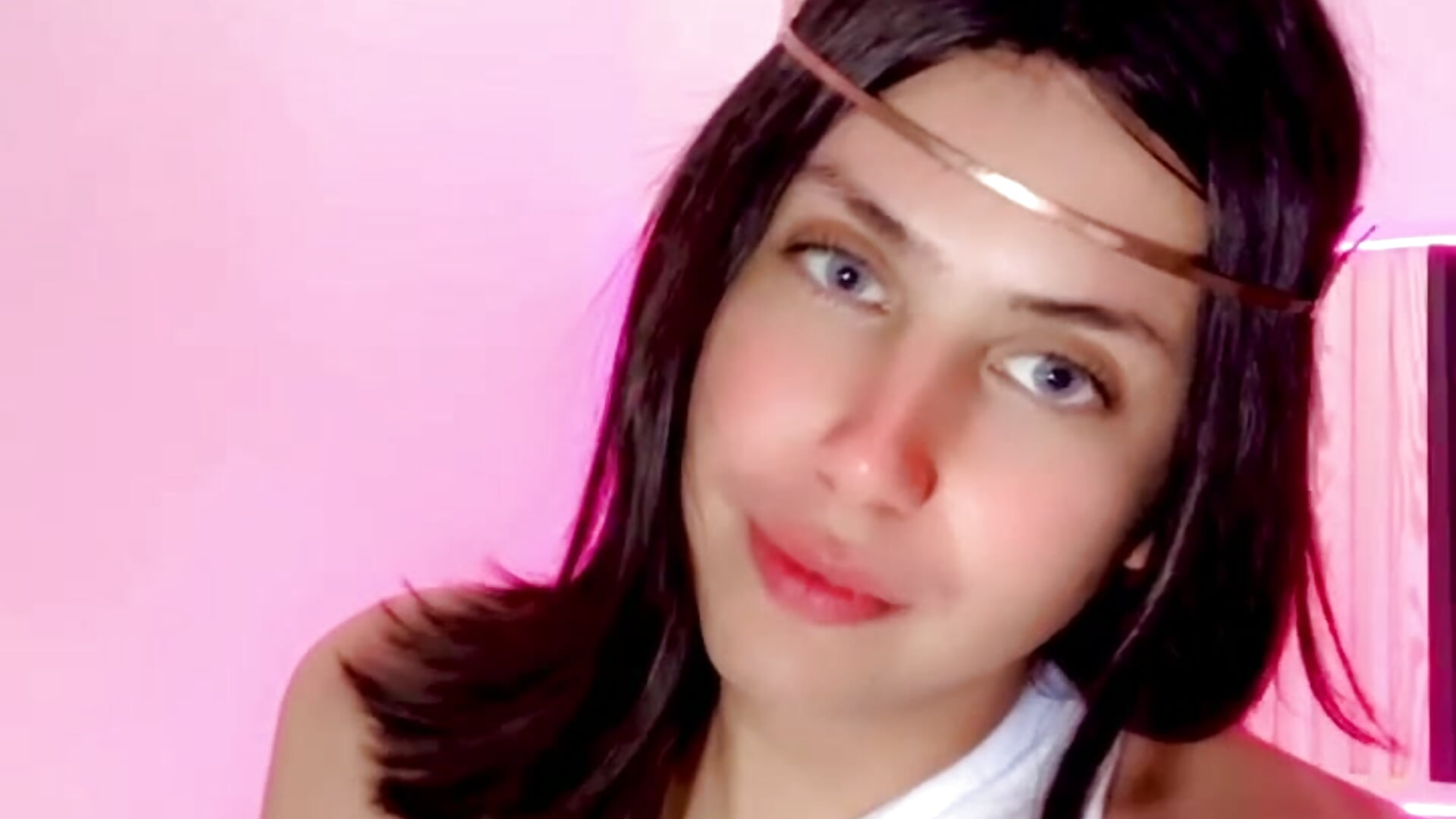 ME <3 ❤🎶💖🐱‍👤🌹 - فيديو من Mini-Russa موديل الكام