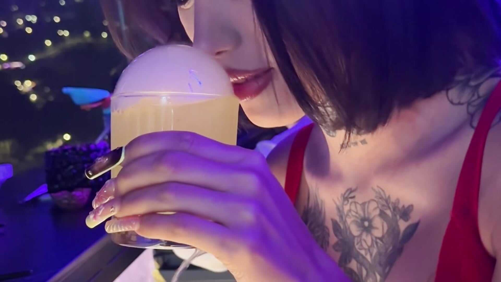 Me🌞 - video by Ellelie_77 cam model