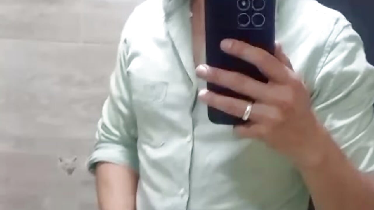 Will you accompany me to the shower? — filmik Sir_wllliam, modela(-lki) na kamerkach