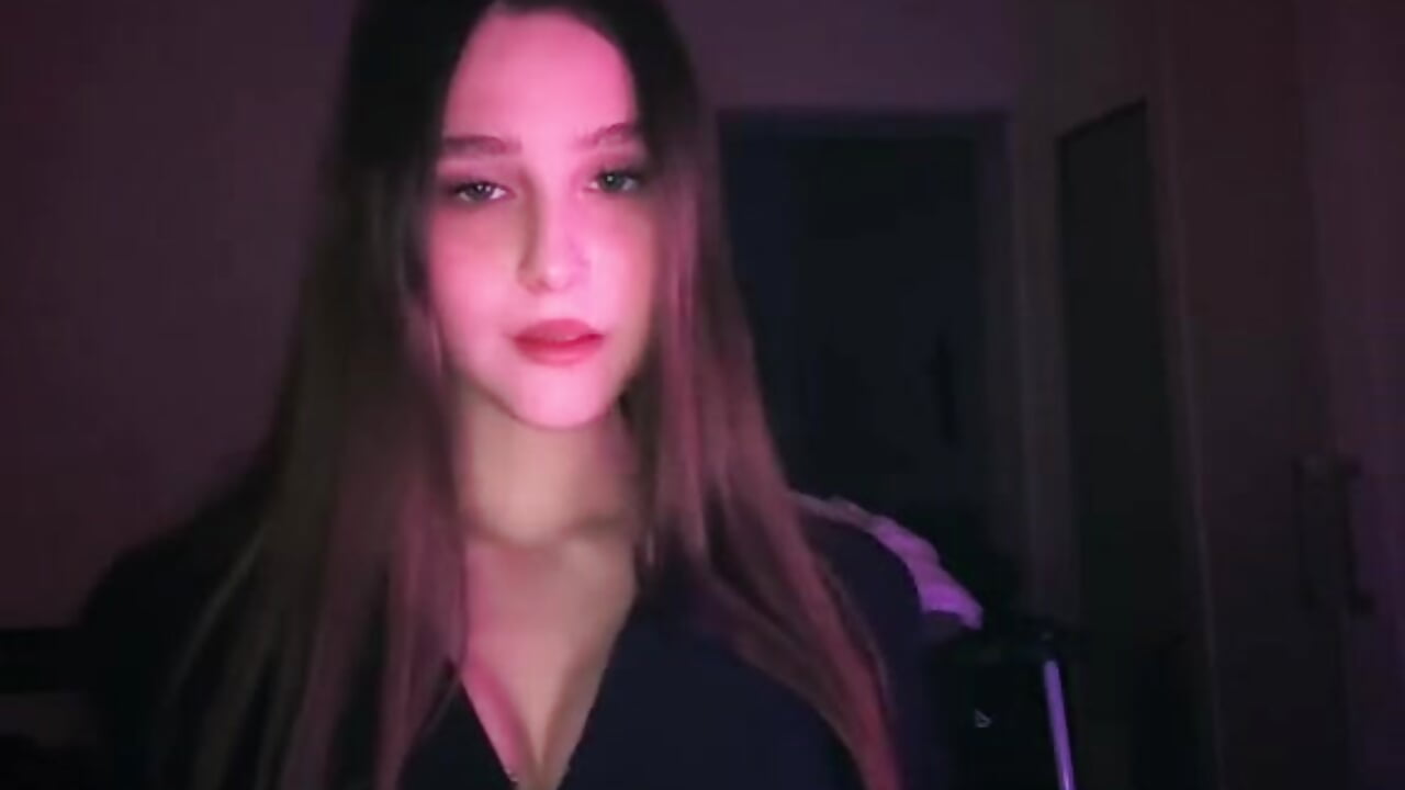 Hi🤭 - video av BellMeow_ cam-modell