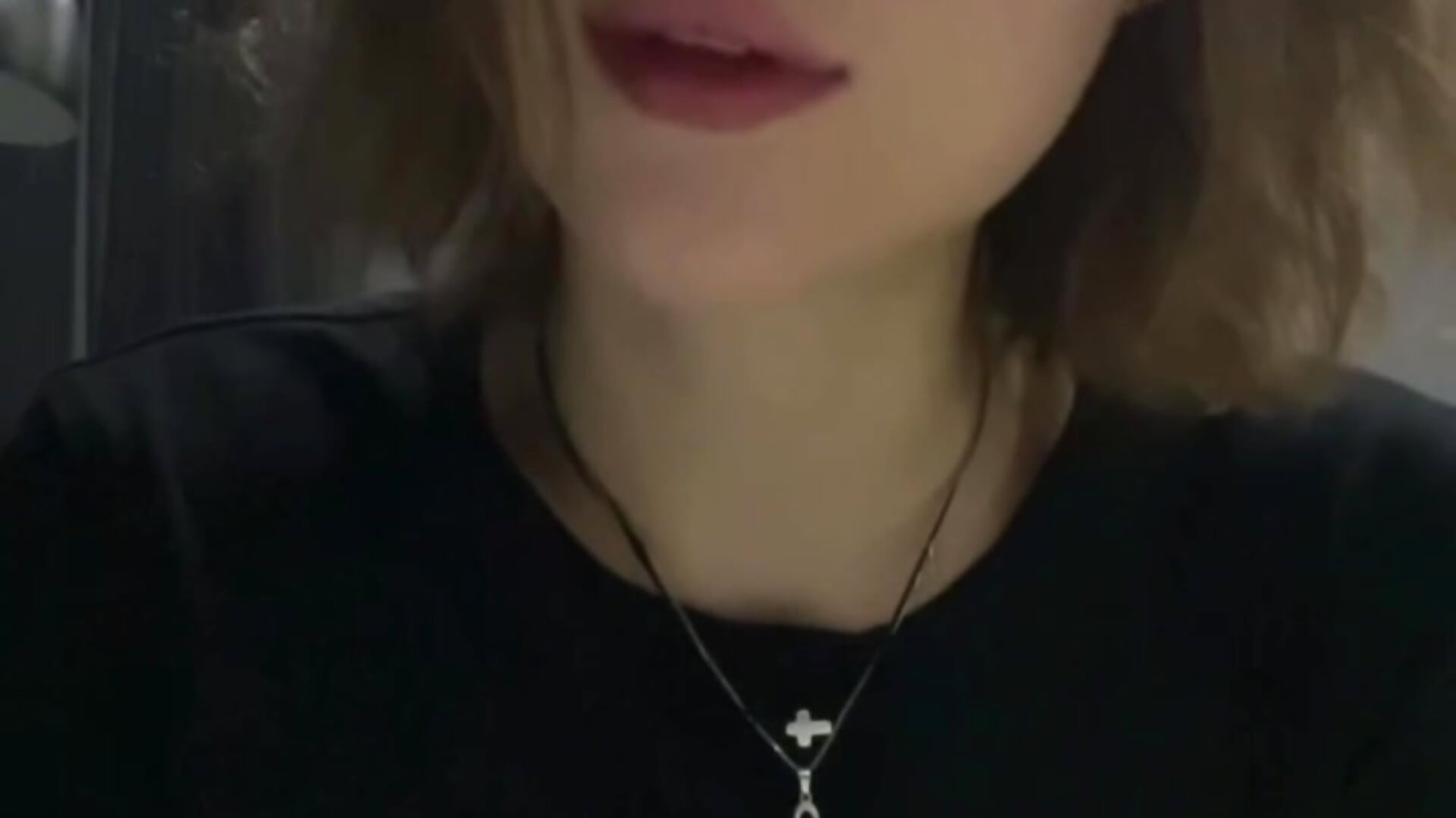 a little me for u - video av asunanue cam-modell