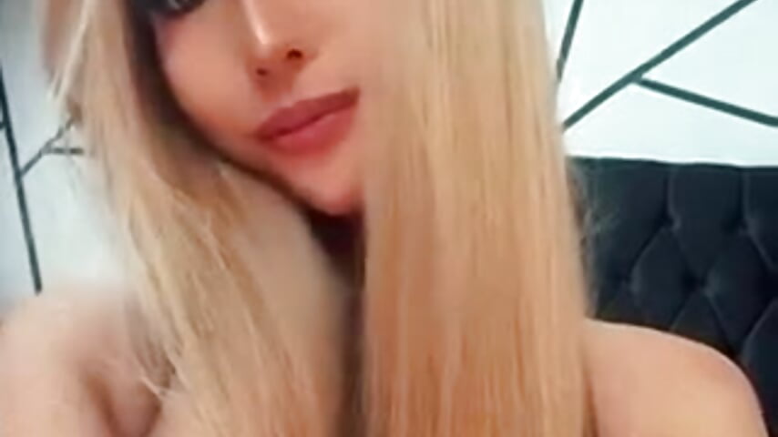 Eyes on me - video by Burikartch cam model