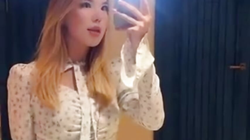 im Elina<3 - clip cu MadeleneStoesz model videochat