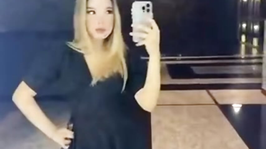 for you - clip cu MadeleneStoesz model videochat