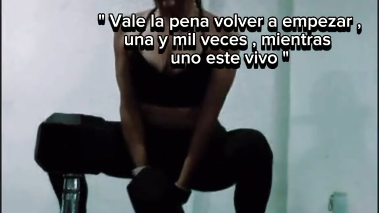 Work Gym - video oleh model kamera velvetlunaa_