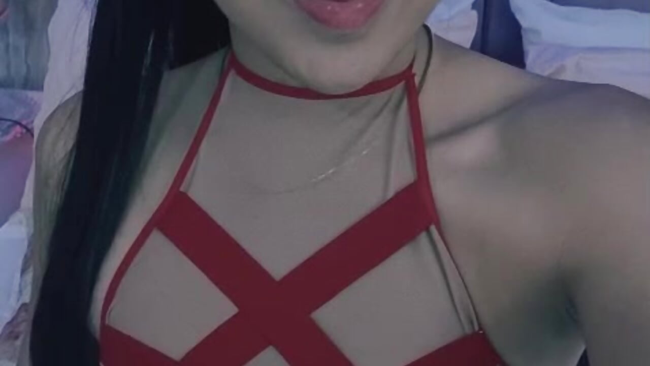 Don’t look away… the best happens when you let yourself be drawn in - video av MiaFoster01 cam-modell