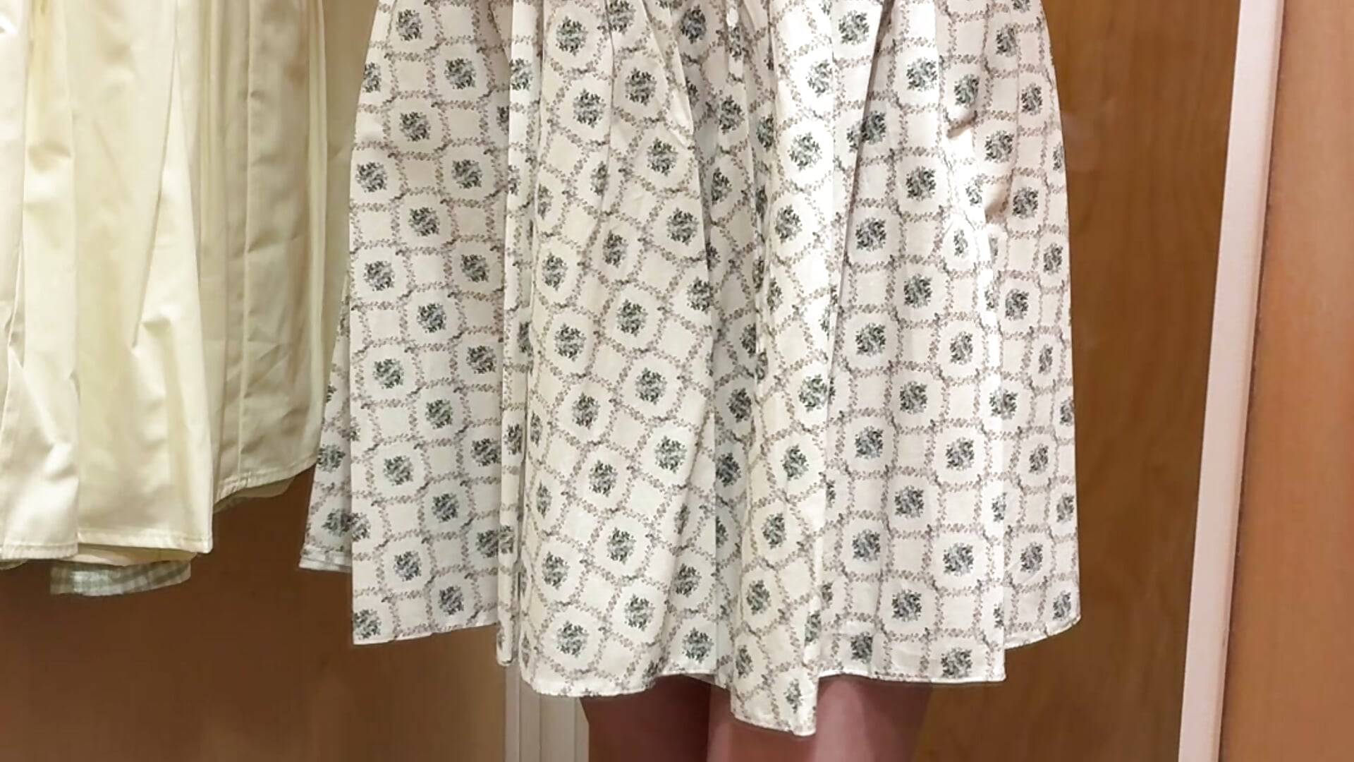 Petit shopping 🛍️ - video by MrMmexxx cam model