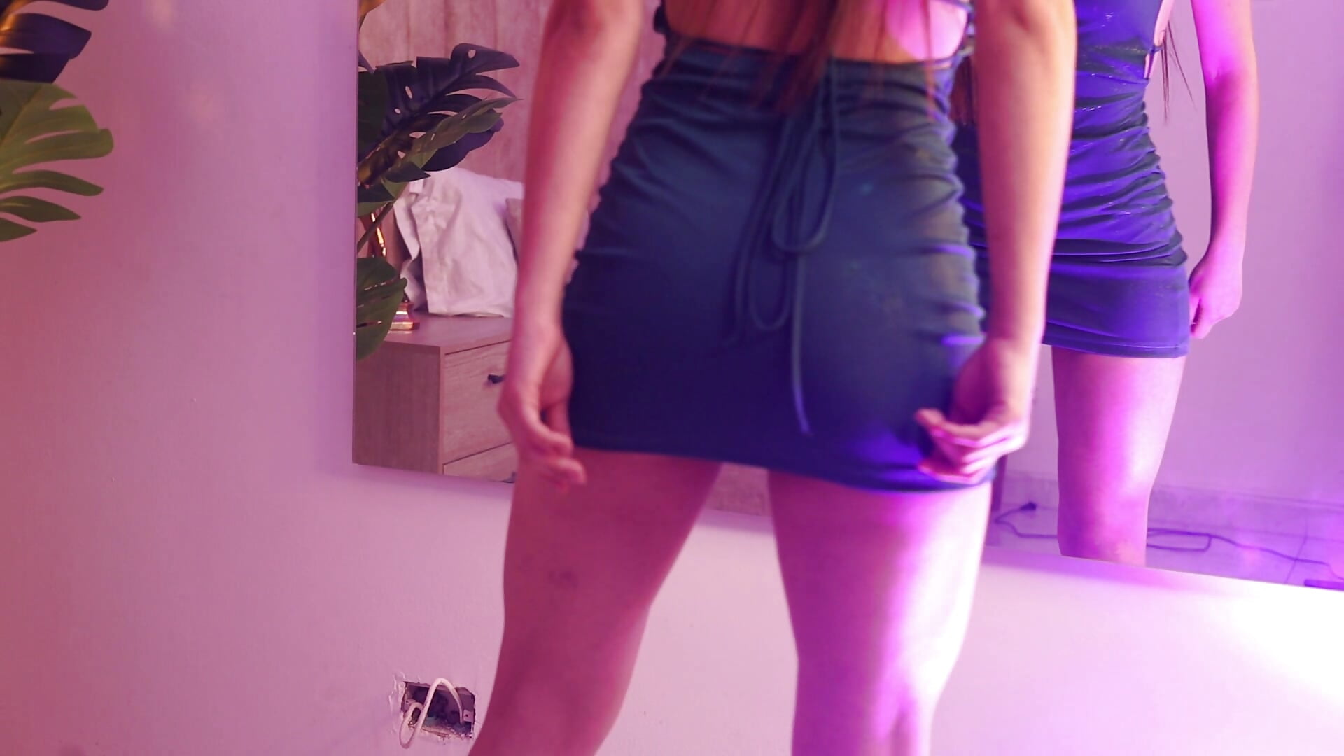 Look at my hot body. - video oleh model kamera alissonvega