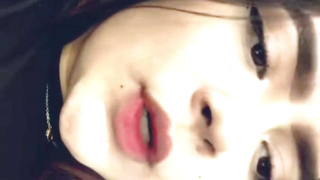 💎❤️ The wait is over... your favorite girl is back! Come say hello and let's make this return extra - video by ValeryMoonlight cam model
