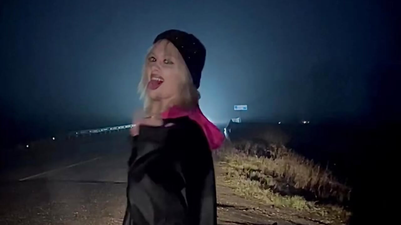 Welcome world! — filmik RakedClan, modela(-lki) na kamerkach