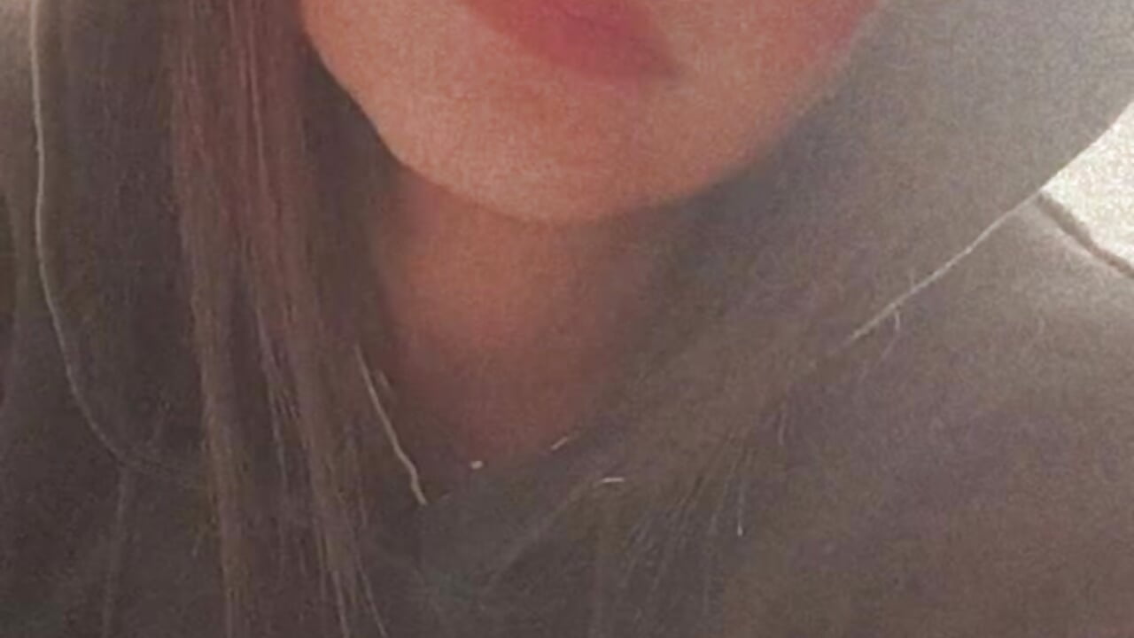 muak - فيديو من alexandra_zaenz موديل الكام