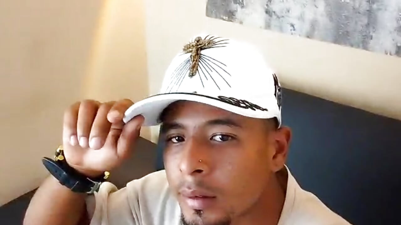 me 😘 - 視頻由 CARL_WEST 主播提供