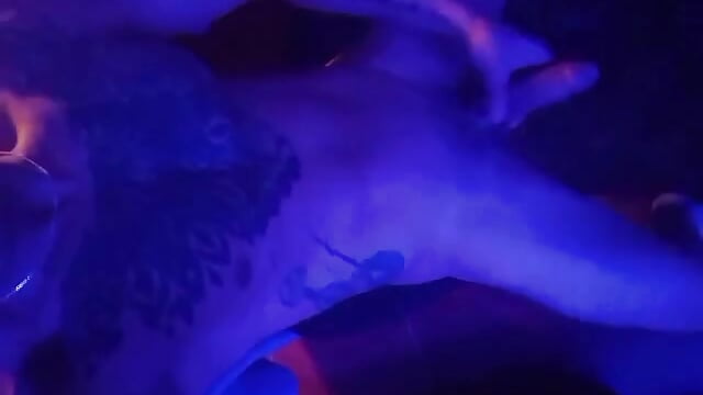 UN POCO DE EJERCICIO - anz888 캠 모델의 동영상