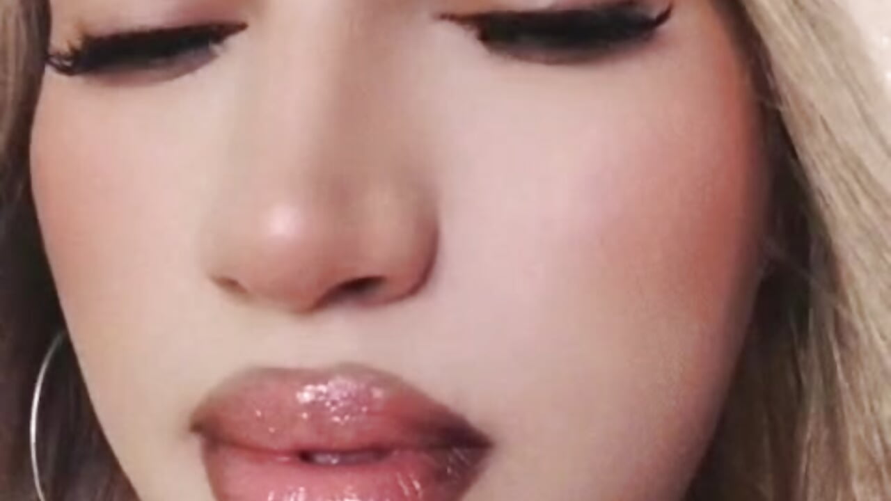 Chloe_Luxury - Video Tren Model Kamera 2410