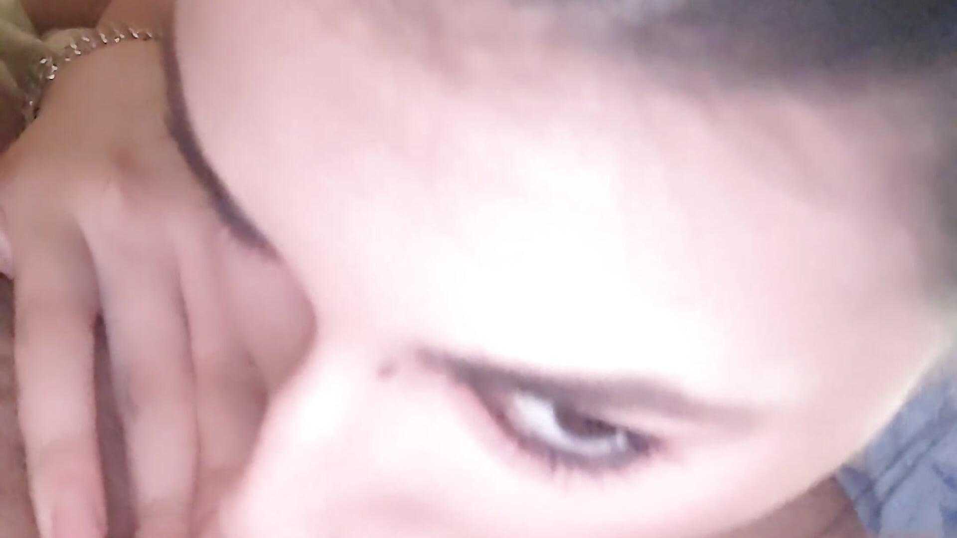 I'm sucking dick to my friend 🤤