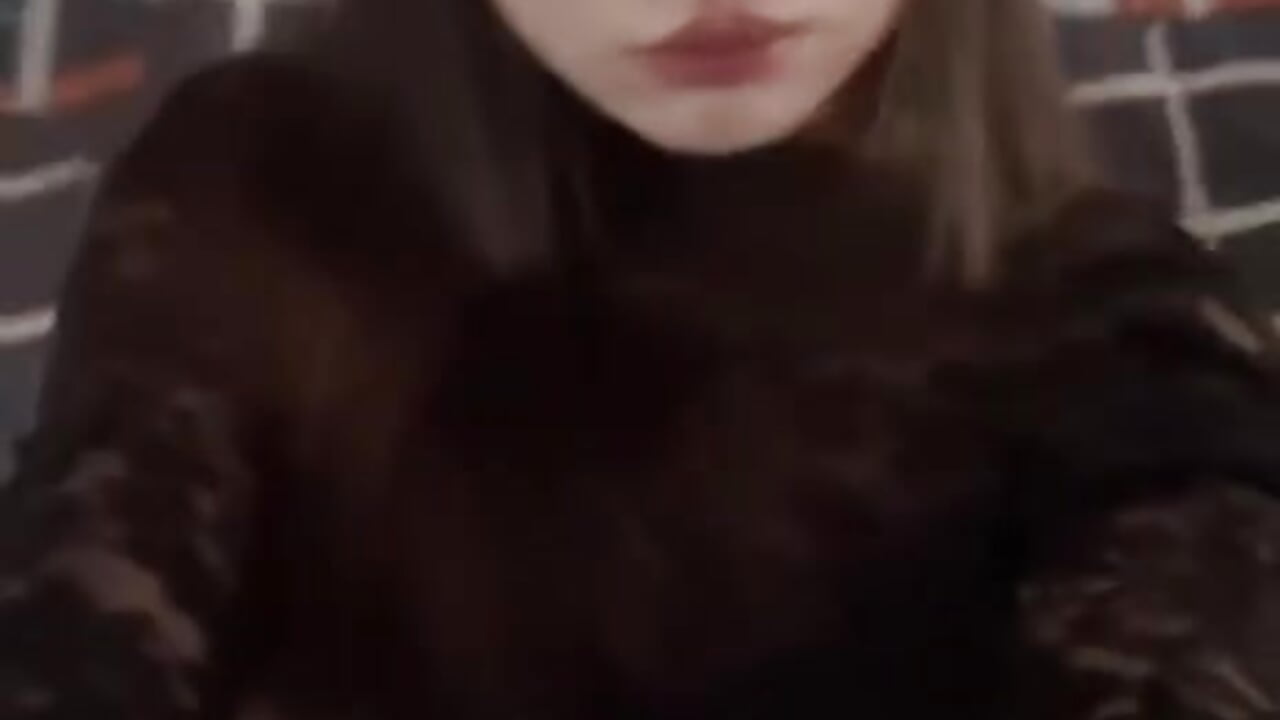 CLICK CLACK BOOM <3 - βίντεο μοντέλου kok0mi