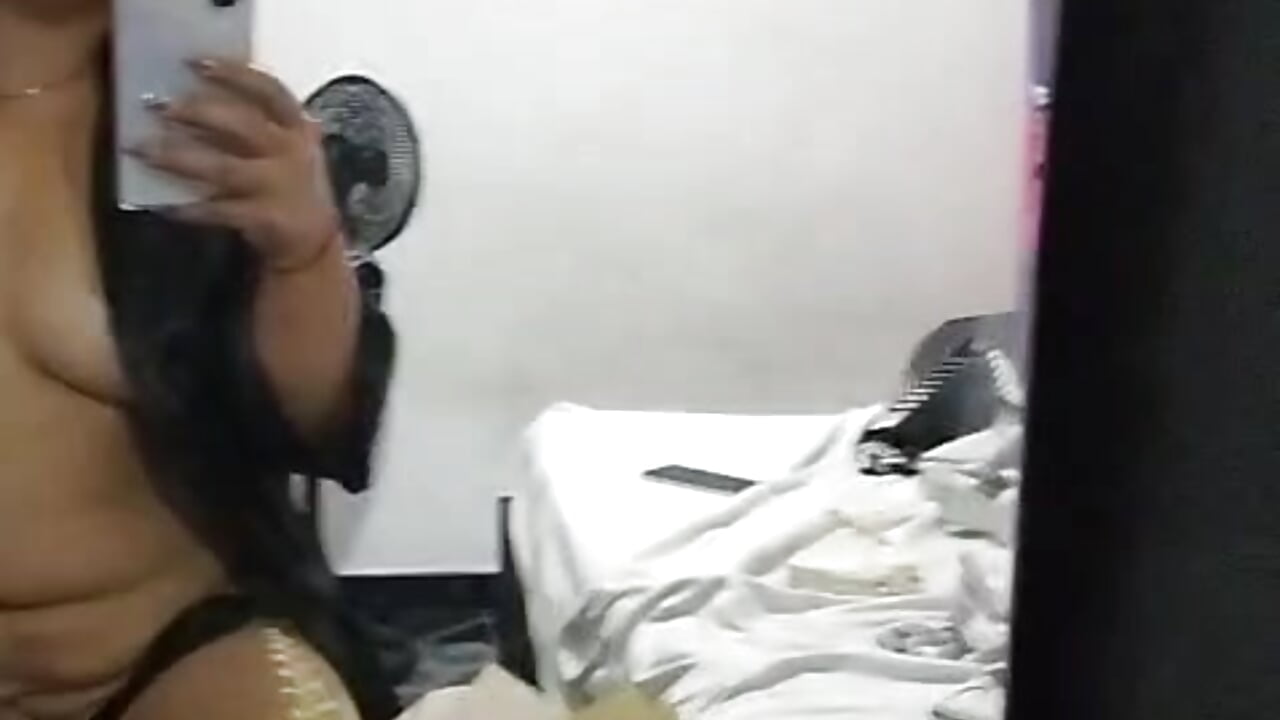 Bienvenidos - video galletita_milf kameramallilta