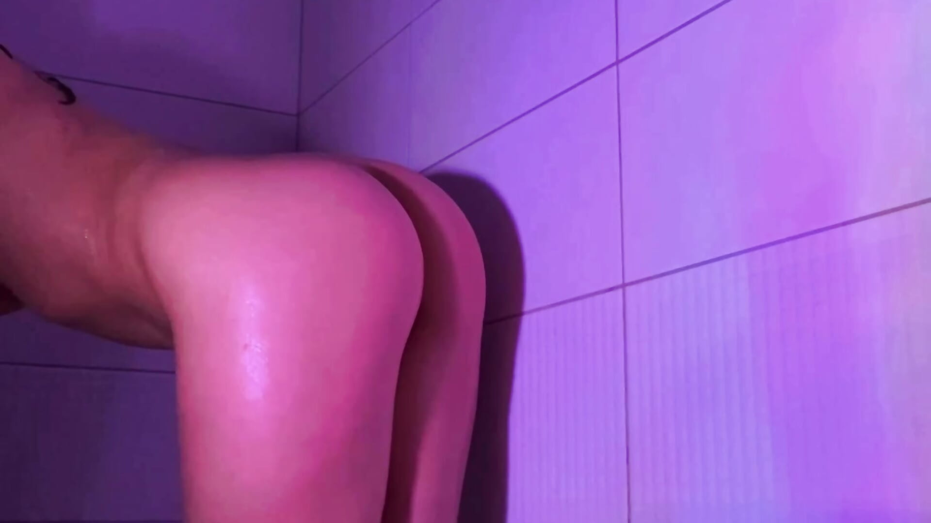 wet and sexy body - Alexa_Stain 캠 모델의 동영상