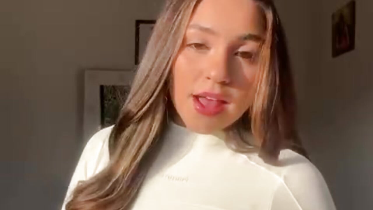 🥰💋 – видео вебкам-модели Celeeste_Blair