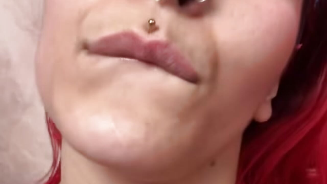 Submissive for you - video by Amelie-RedHoney cam model