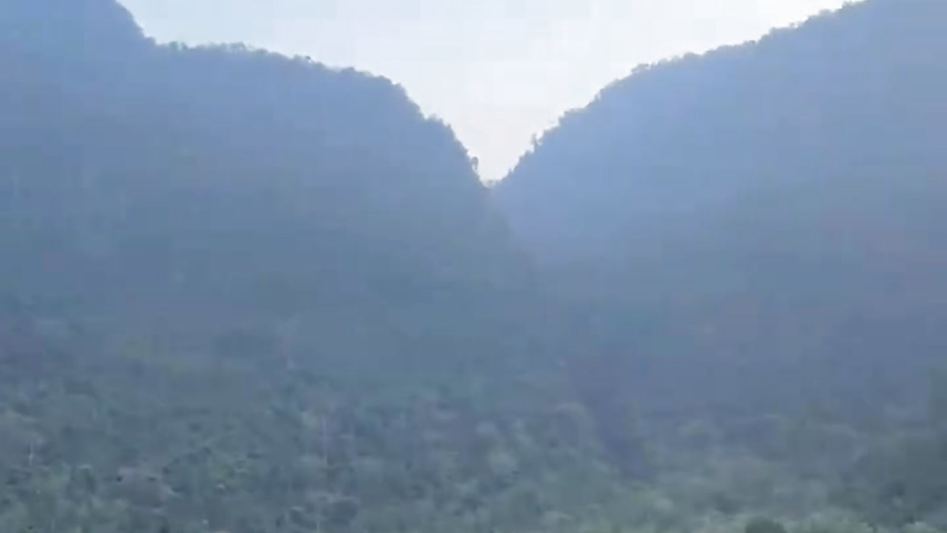 NÚI RỪNG QUÊ EM - video by Baby-sweet cam model