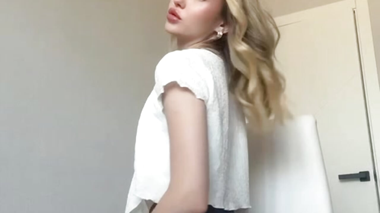 Only for friends 💞 - Lana_VeeE 캠 모델의 동영상