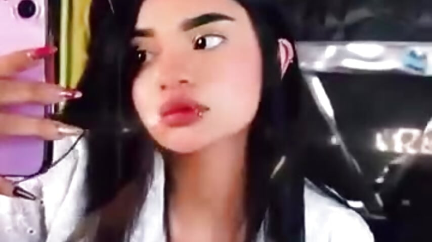 WhatsApp Video 2026-03-23 at 6,49,15 PM - vídeo de angie_boo1 modelo de câmara