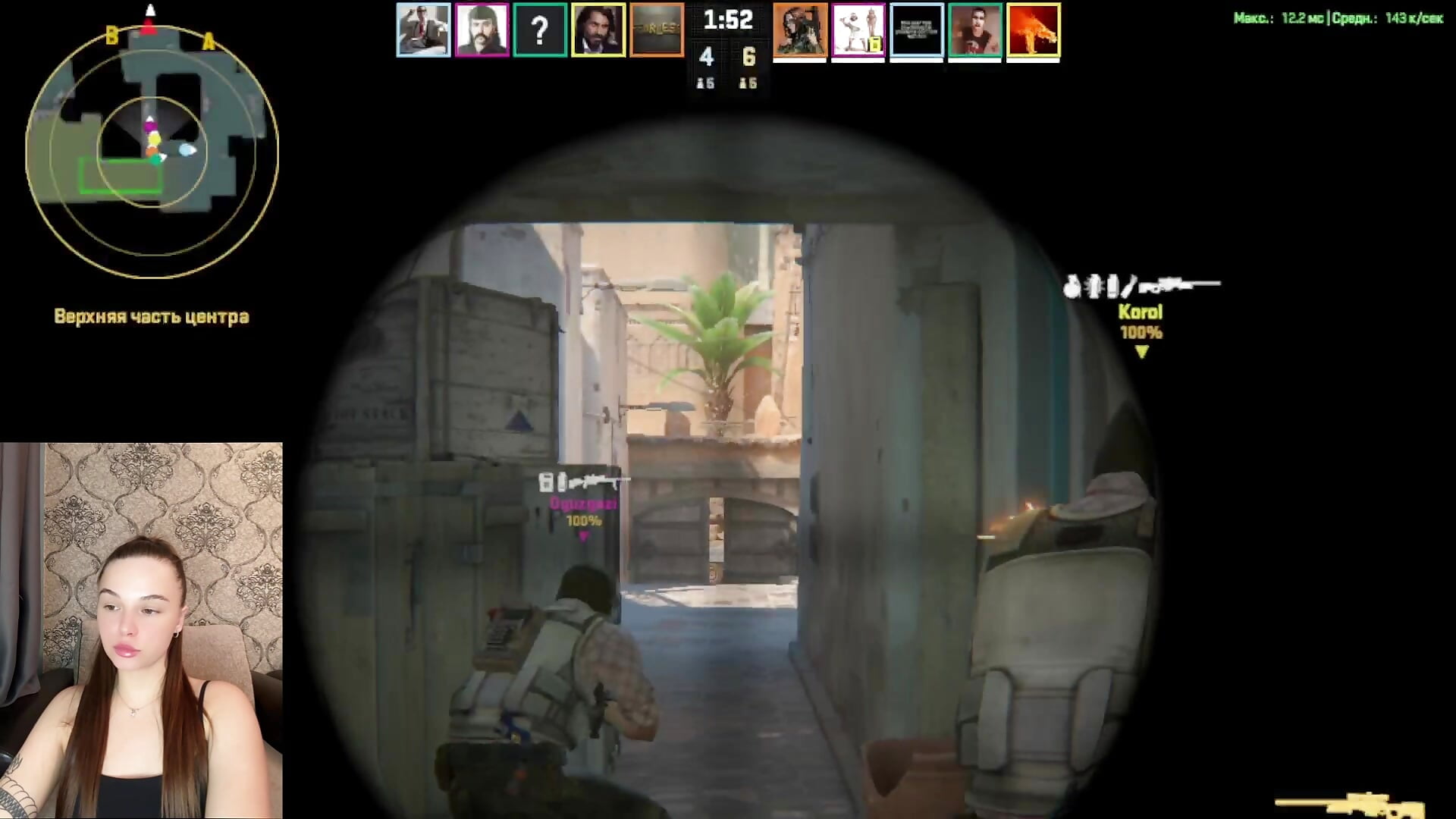 I play cs2) - clip cu ThedaStrevell model videochat