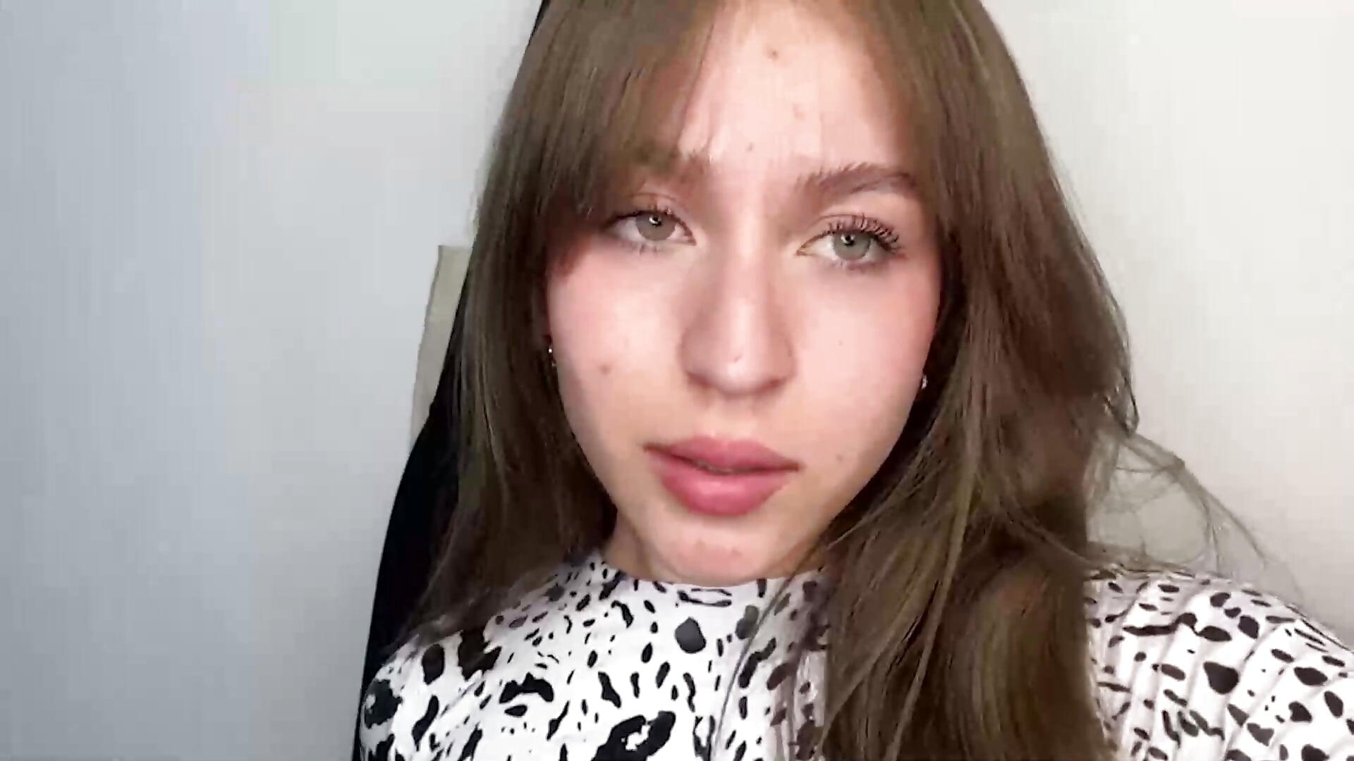 Just me! - video di Celeste_dalton modella di cam