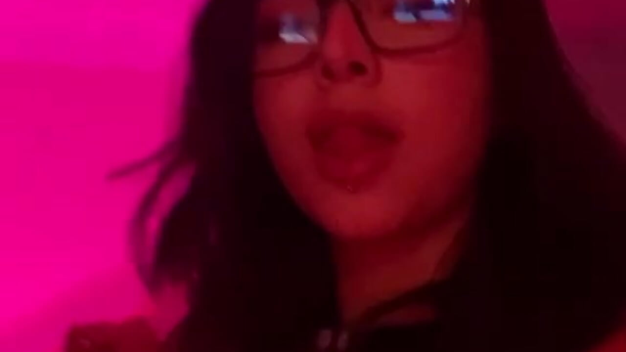 ♥ - відео від вебкаммоделі velvet_rush