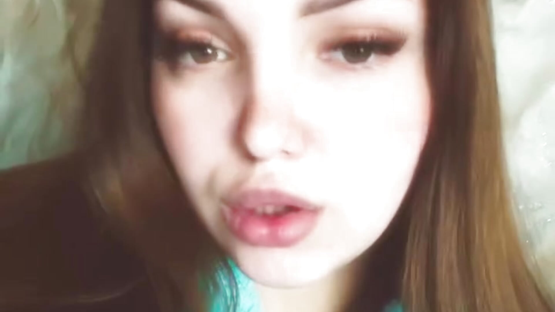 Beautiful - clip cu NosyFuel model videochat