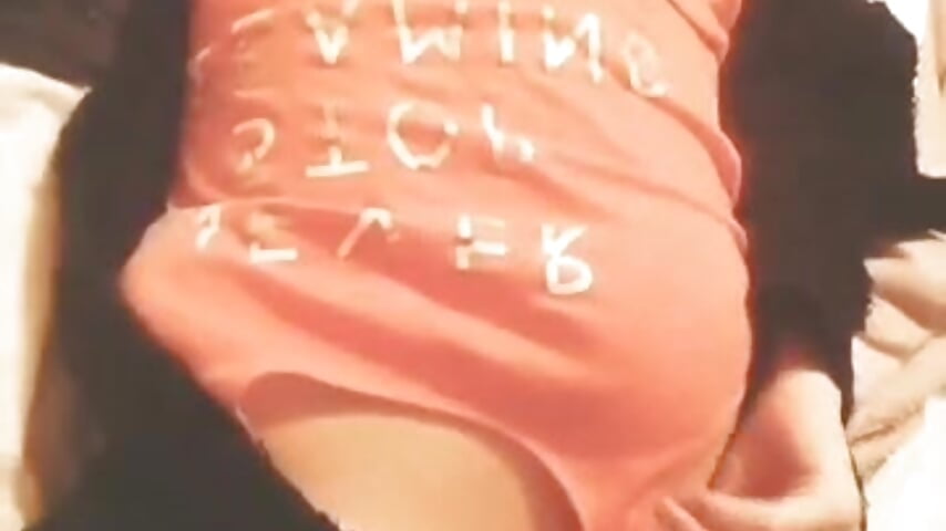 lying in the bed - video by Cleoopatra cam model
