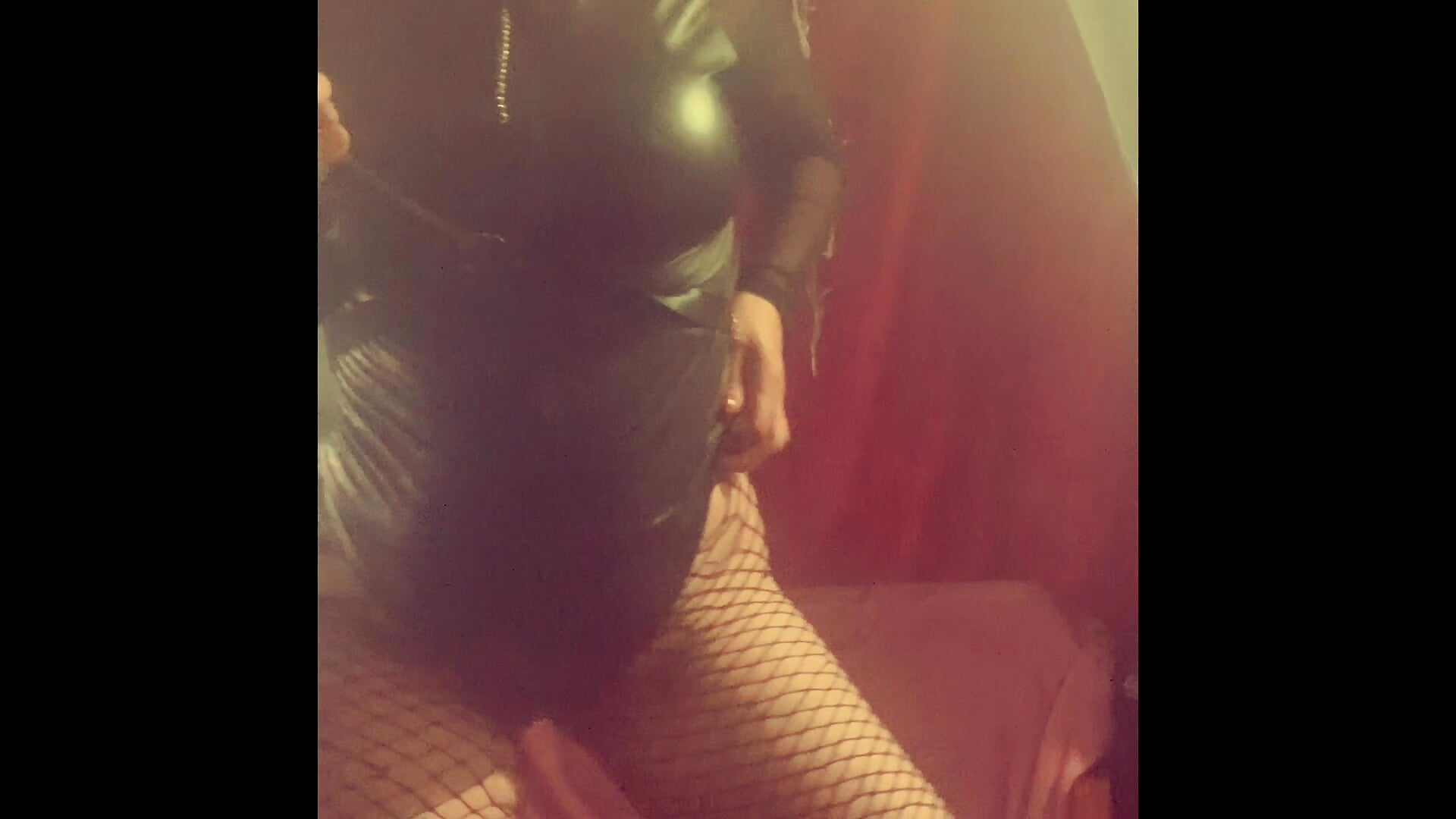 Sonia disfrutando el sado con cuero - video by Soniafantasy cam model
