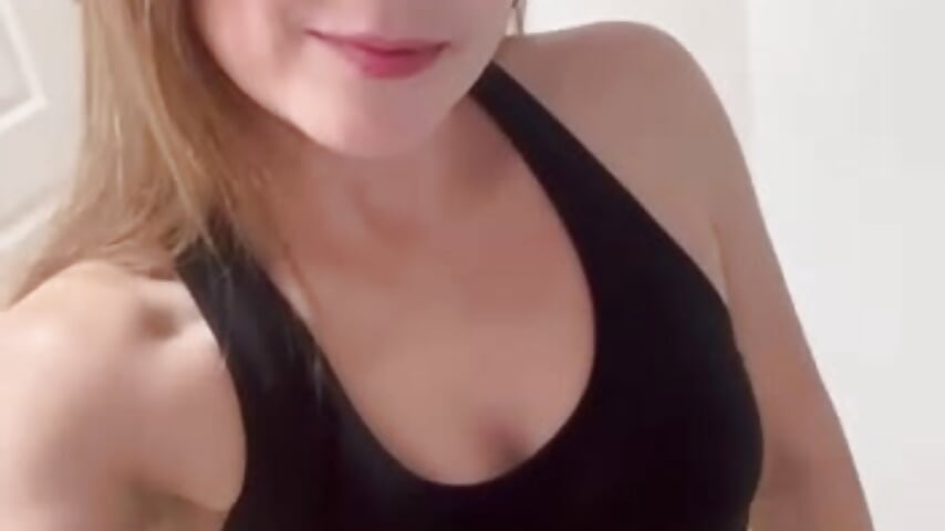 IMG_0509 - vidéo du modèle de showcams Savage_Dolll