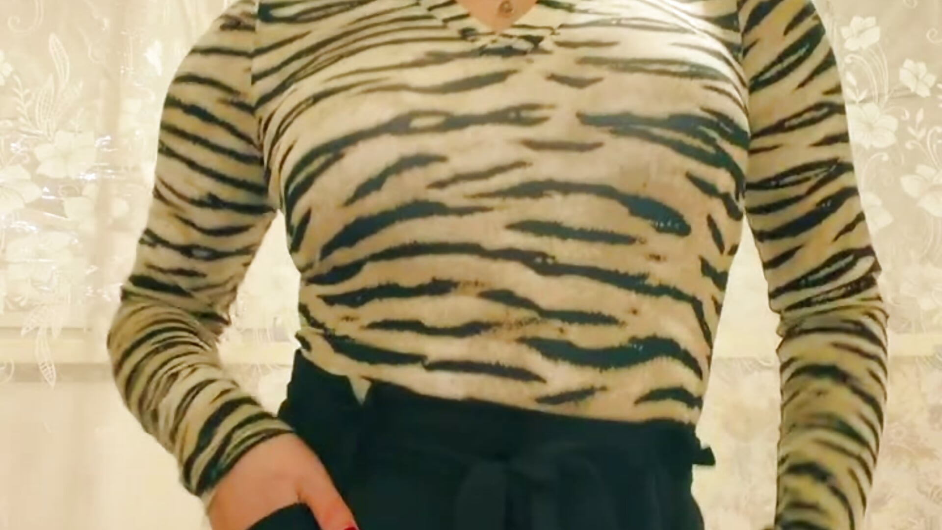 evening me) – video od webkamerové modelky Liliashyy